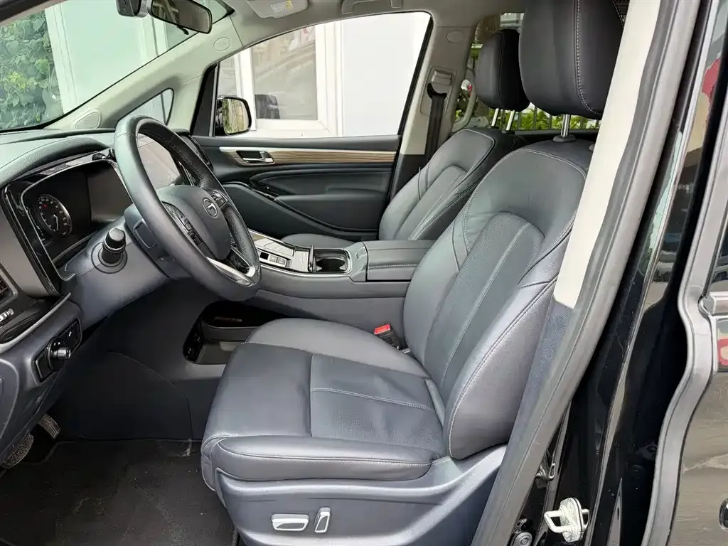 GAC Motor Trumpchi M8 — фото 2