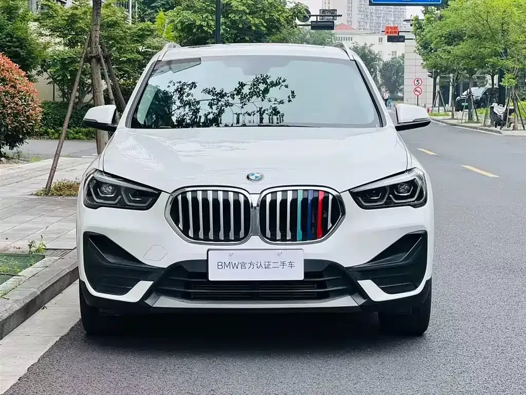 BMW X1 — фото 9