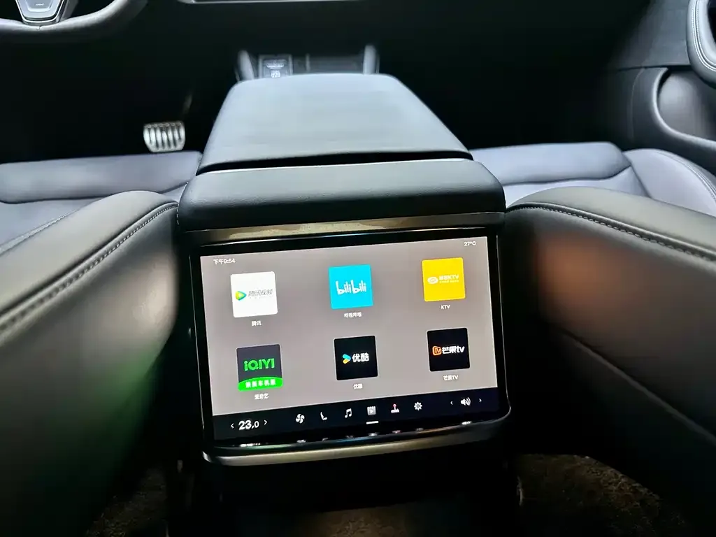 Tesla Model S — фото 8