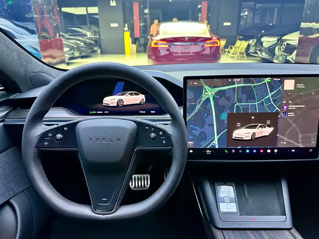 Tesla Model S — фото 3