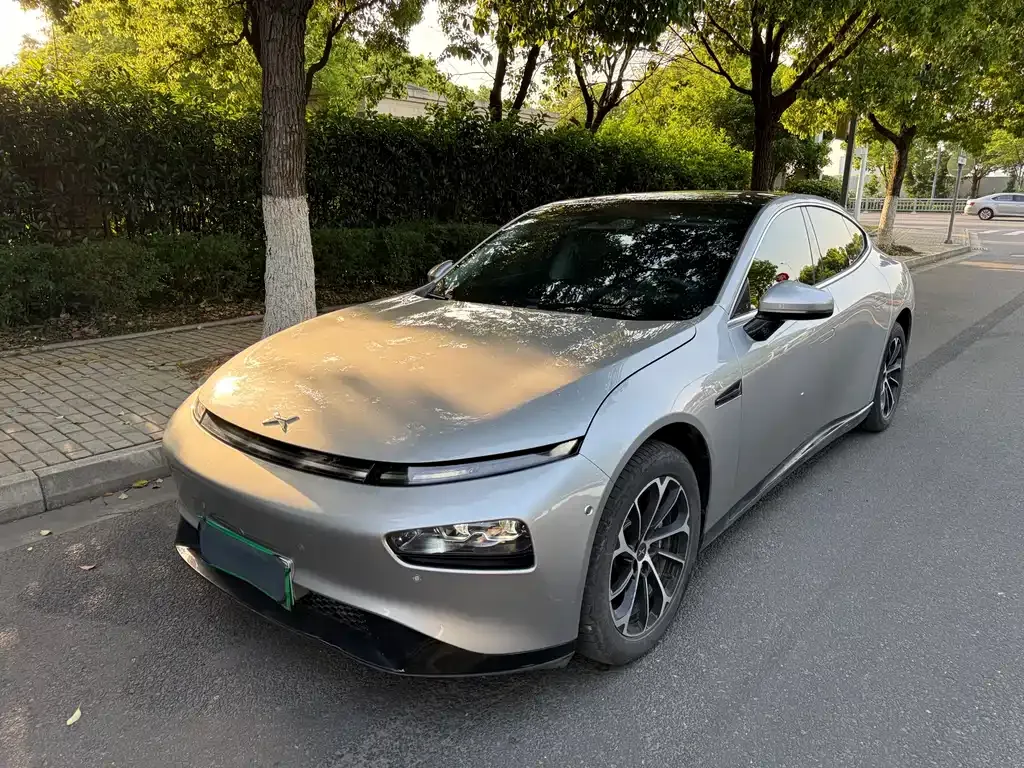 XPeng P7