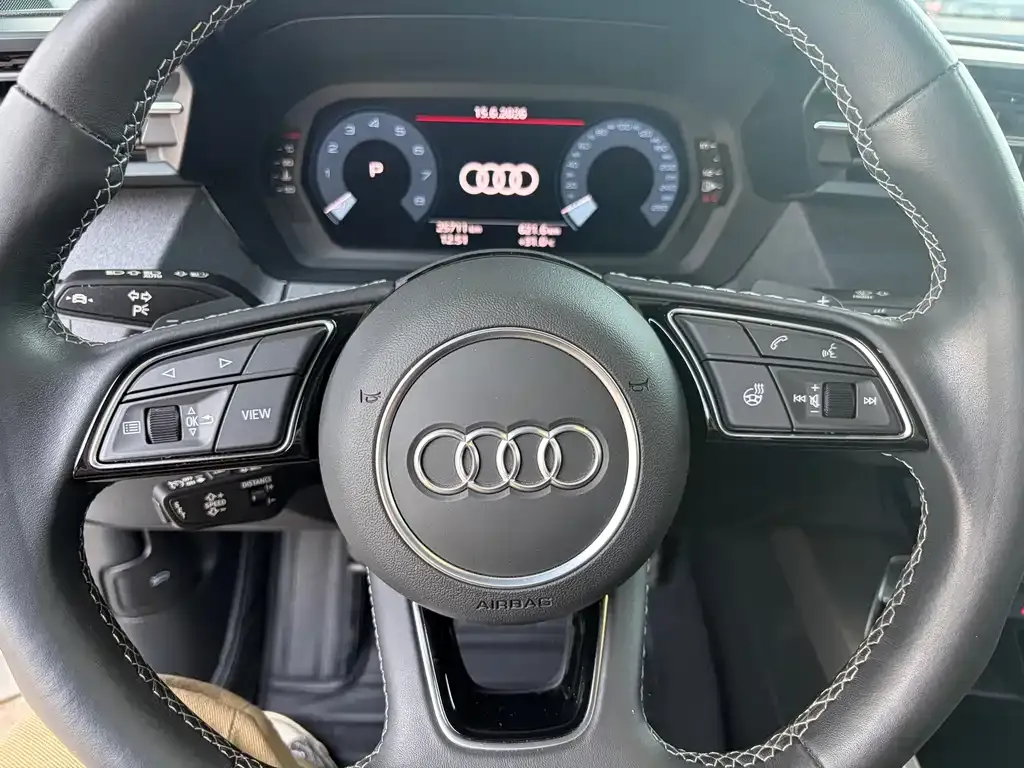Audi A3 — фото 10