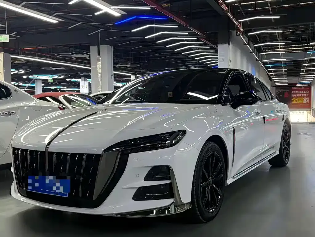 Hongqi H6