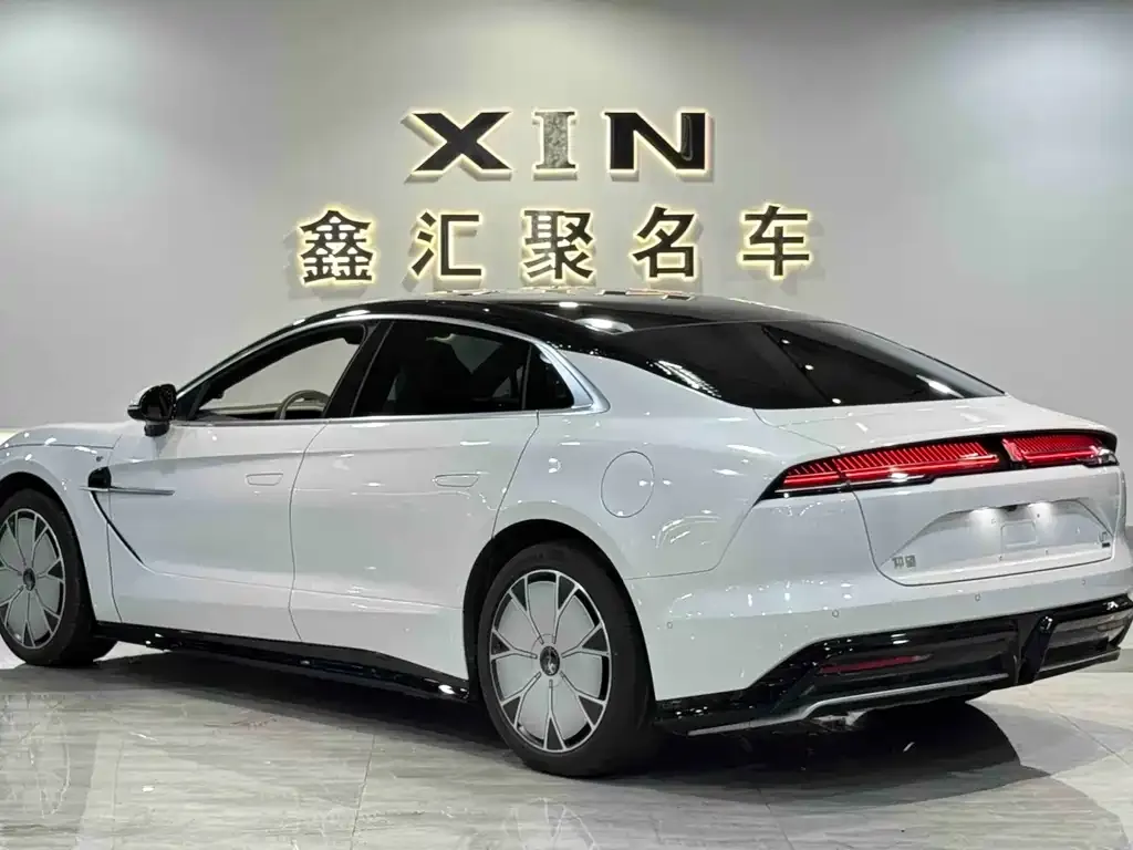 Yangwang 仰望U7 2025 из CN, фото 2