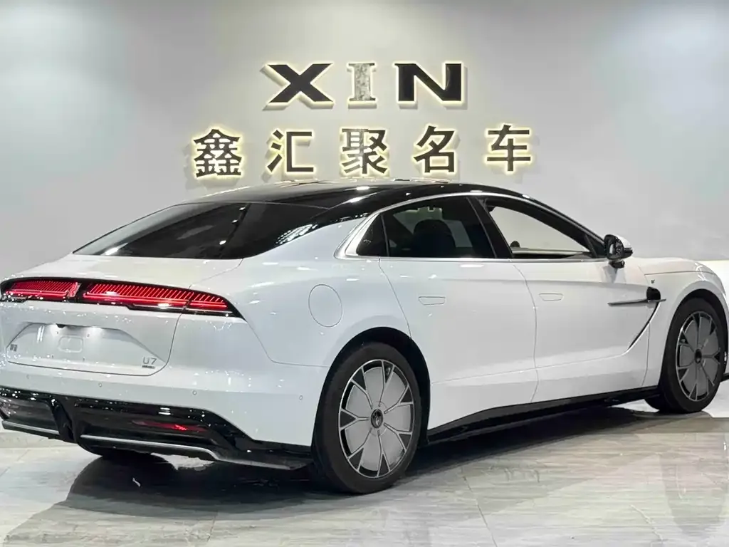 Yangwang 仰望U7 2025 из CN, фото 3