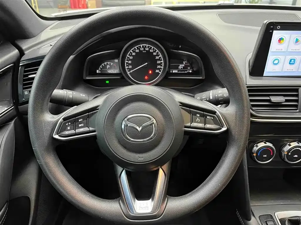 Mazda CX-4 — фото 10
