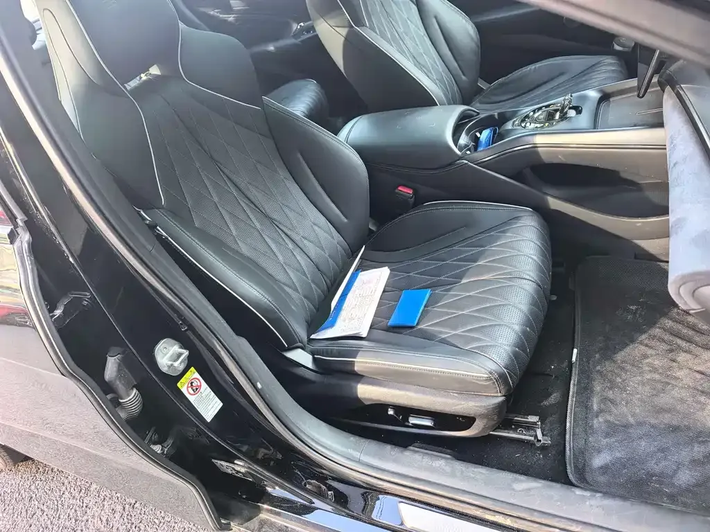 BYD Seal — фото 9