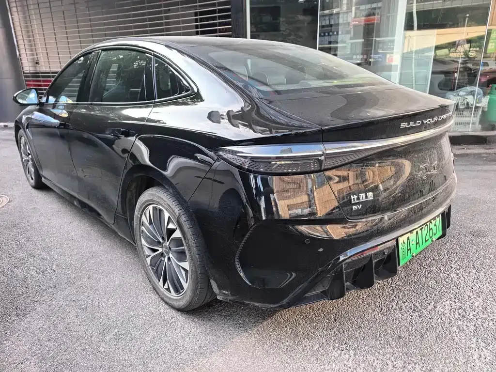 BYD Seal — фото 6