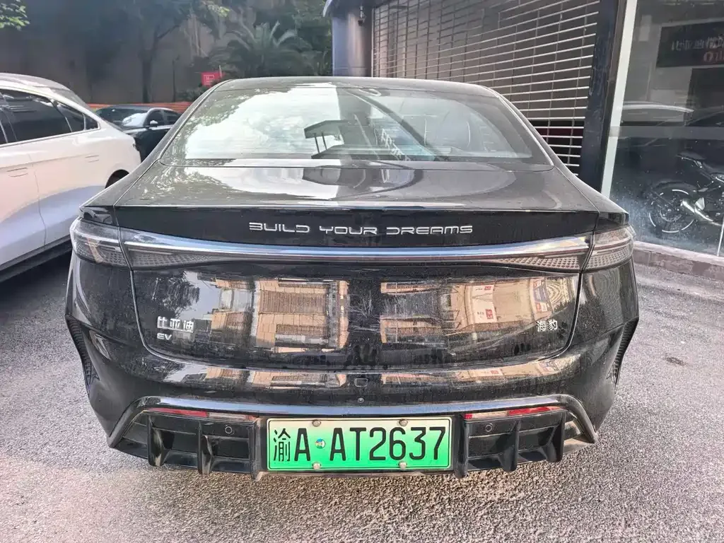 BYD Seal — фото 7