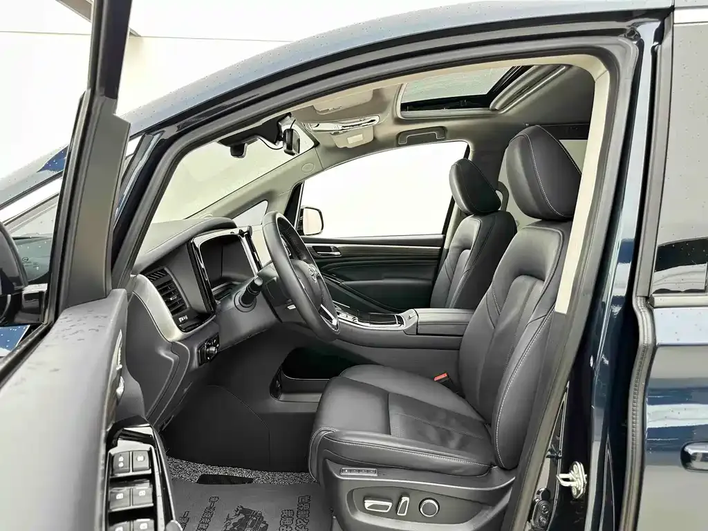 GAC Motor Trumpchi M8 — фото 5