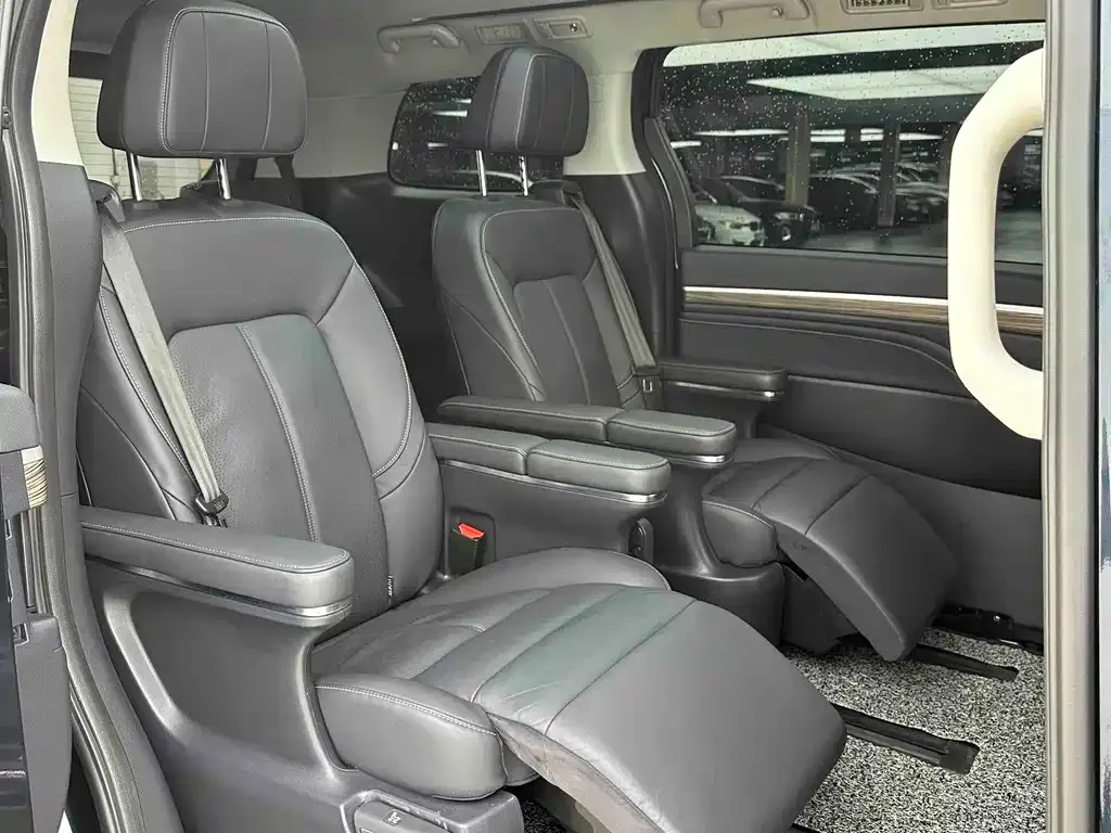 GAC Motor Trumpchi M8 — фото 9