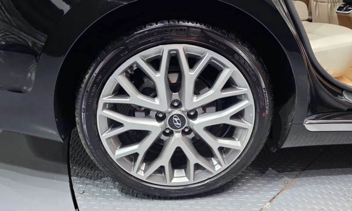 Hyundai Grandeur 2023 из KR, фото 6