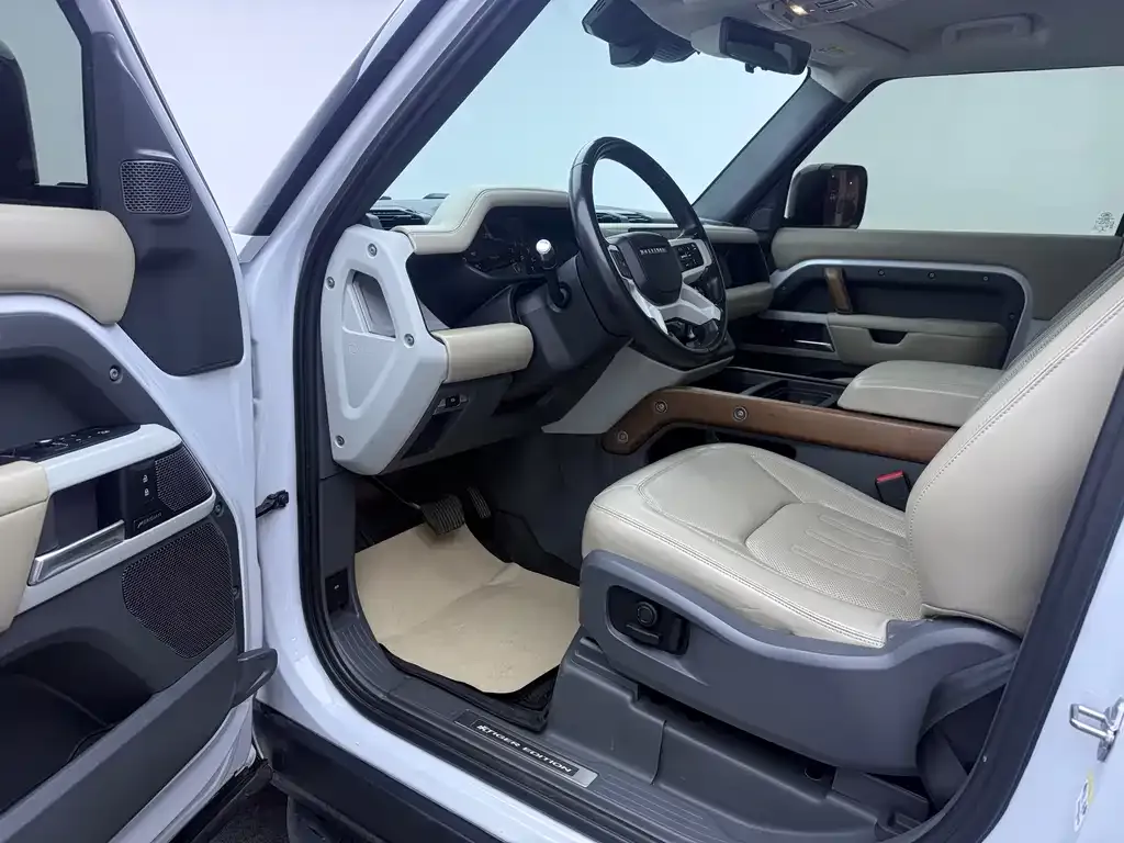 Land Rover Defender 2022 из CN, фото 9