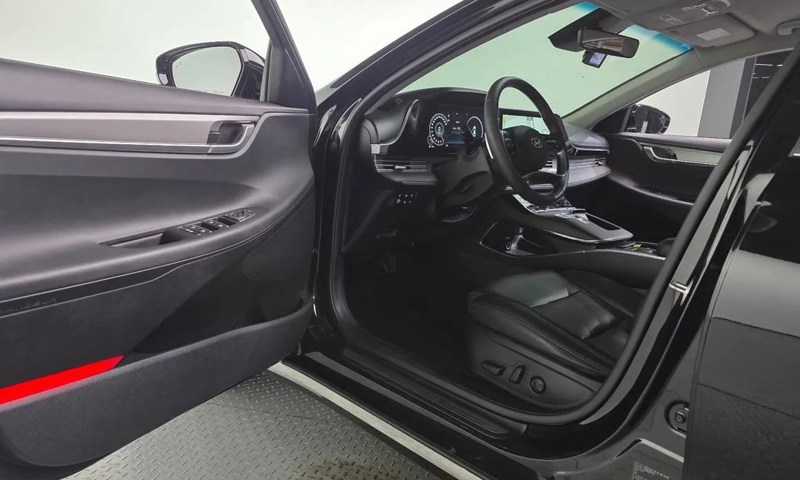 Hyundai Grandeur 2023 из KR, фото 9
