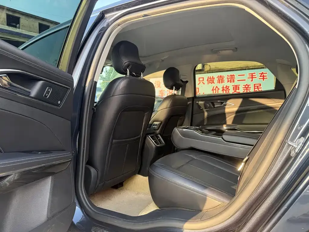 Ford Taurus 2021 из CN, фото 4