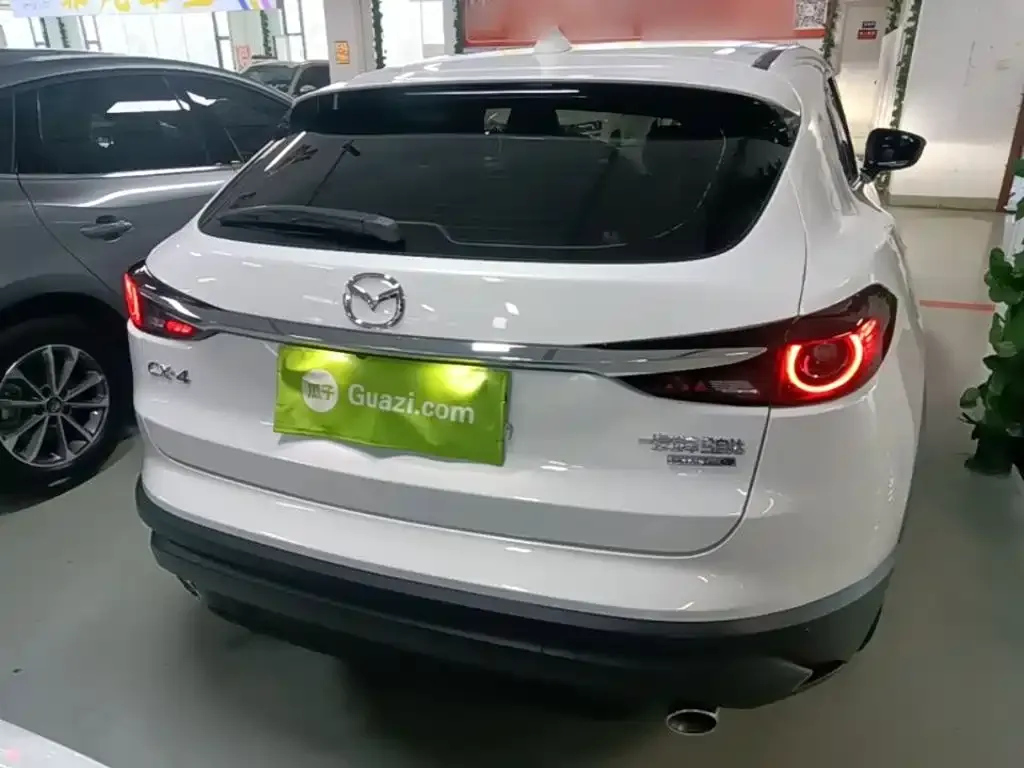 Mazda CX-4 2021 из CN, фото 8