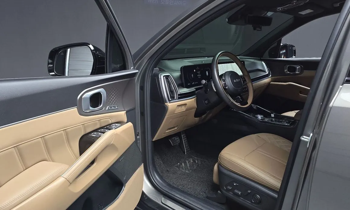 Kia Sorento — фото 9