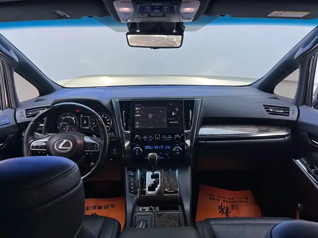 Toyota Vellfire — фото 6