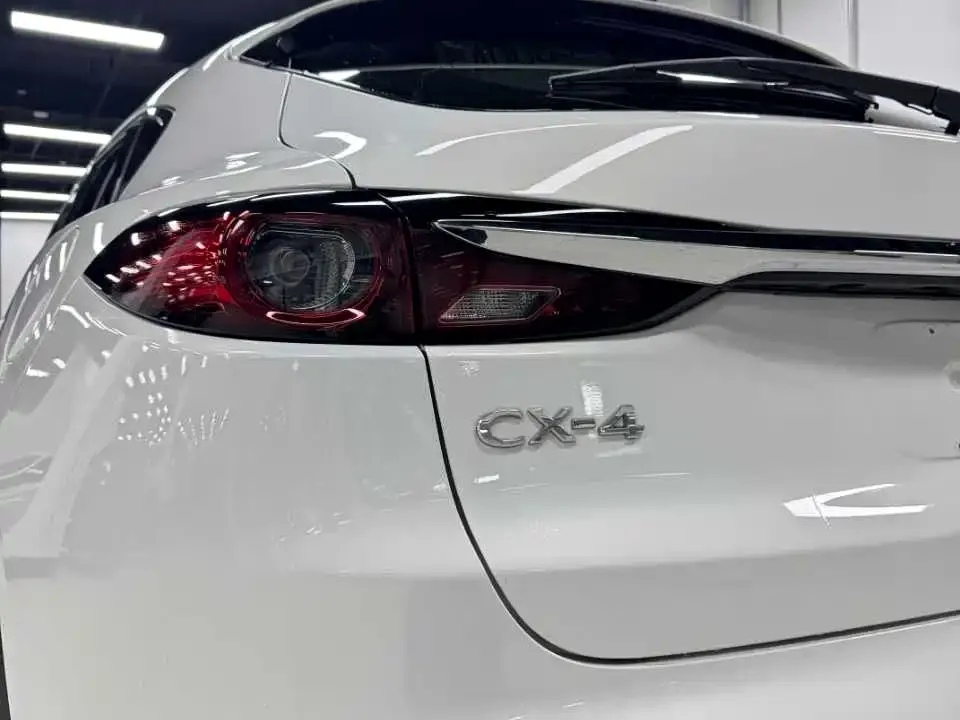 Mazda CX-4 — фото 3