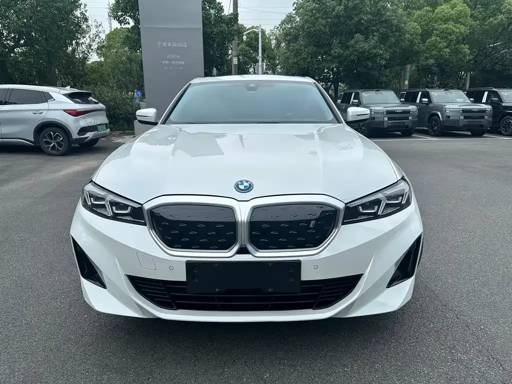 BMW i3 2023 из CN, фото 10