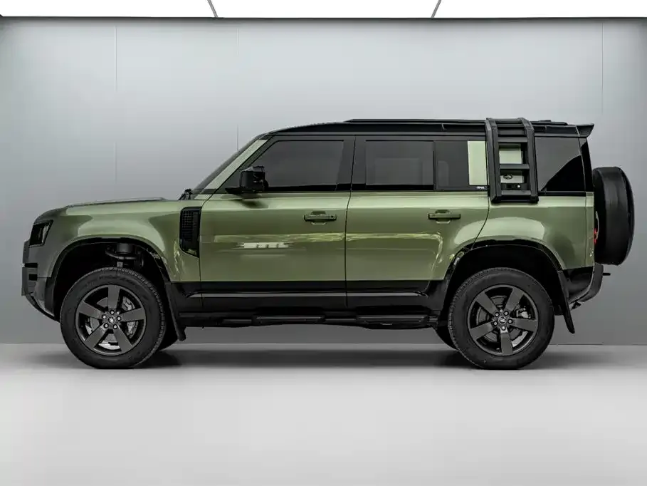 Land Rover Defender — фото 10