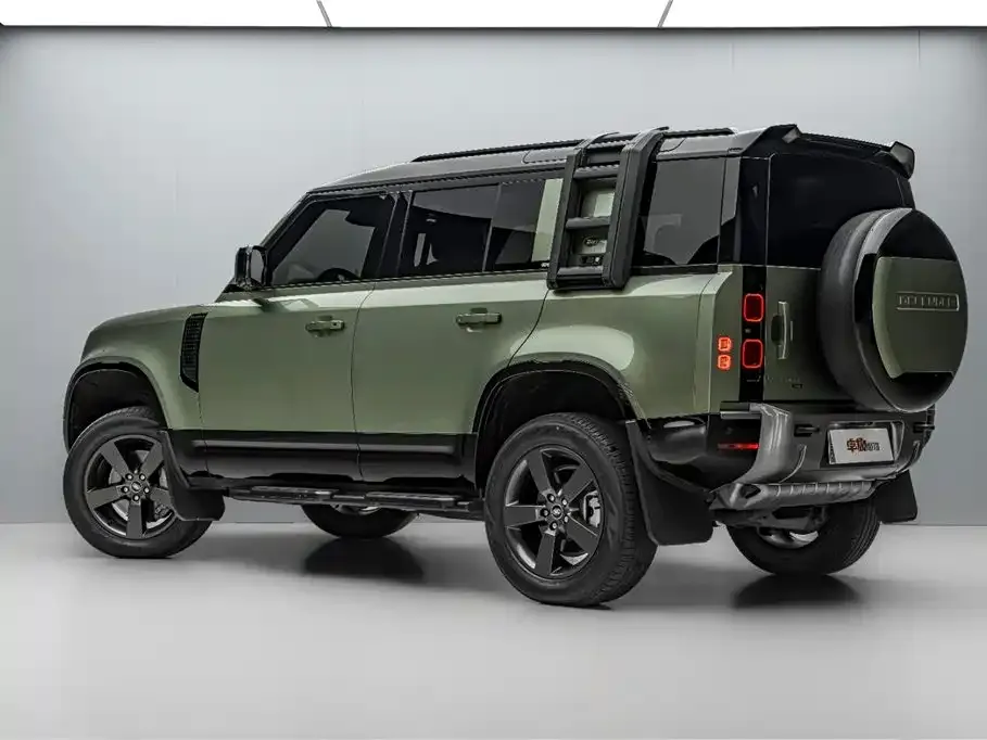 Land Rover Defender — фото 5