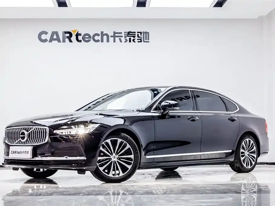 Volvo S90 — фото 1