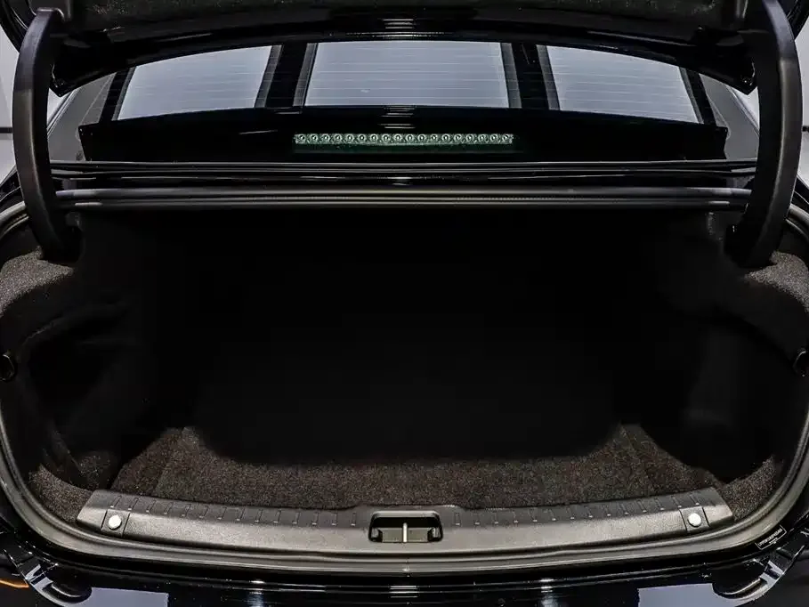 Volvo S90 — фото 4