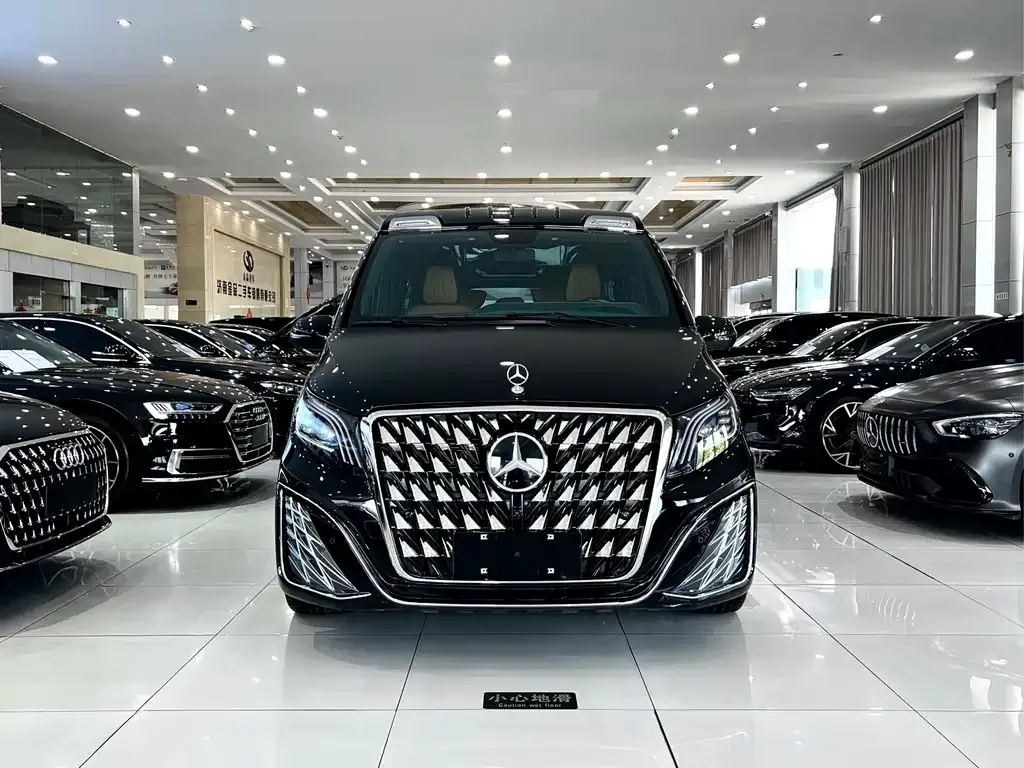 Mercedes-Benz Vito — фото 10