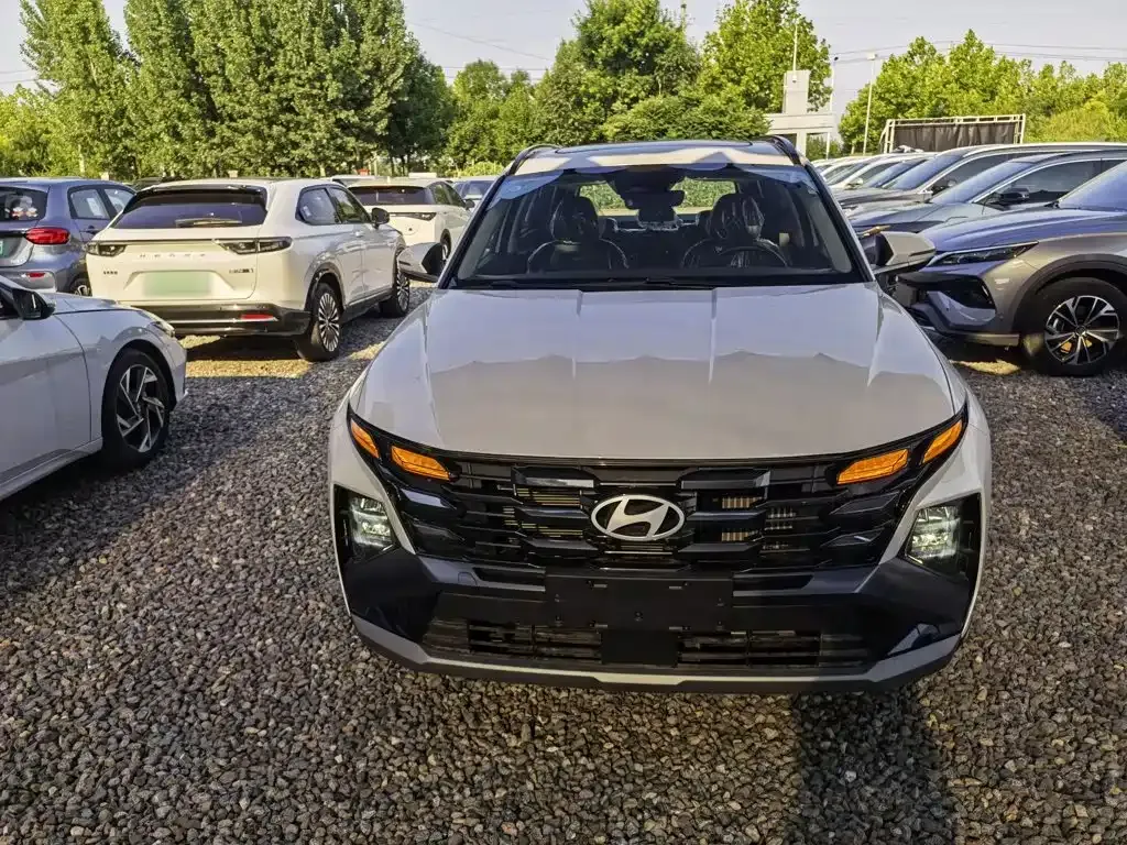 Hyundai Tucson — фото 10