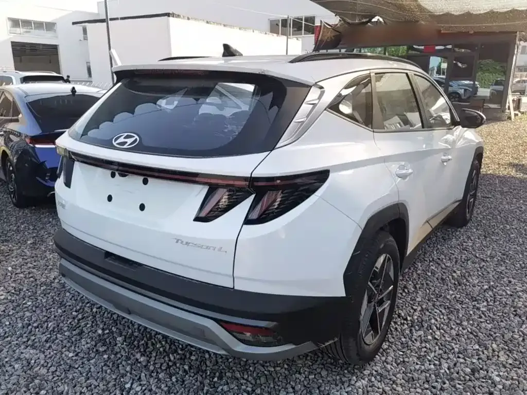 Hyundai Tucson — фото 6