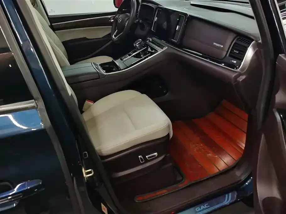 GAC Motor Trumpchi M8 — фото 2