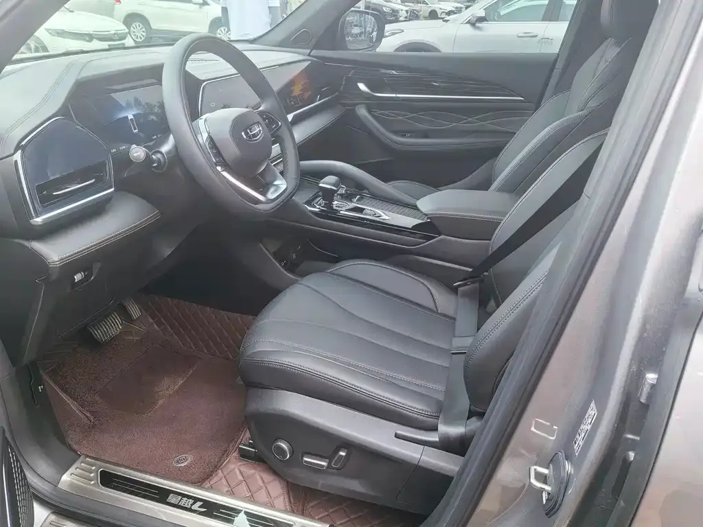 Geely Xingyue L 2024 из CN, фото 2