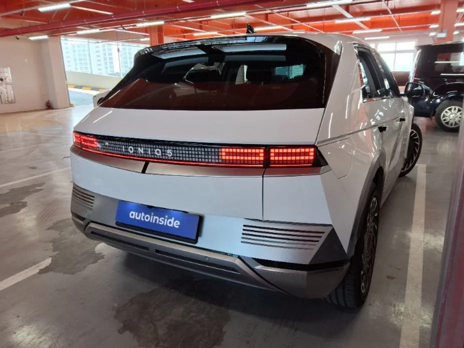Hyundai Ioniq5 — фото 3