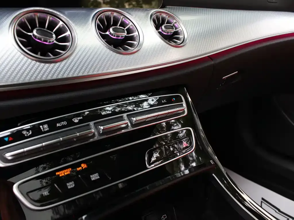 Mercedes-Benz E-Class (Import) — фото 8