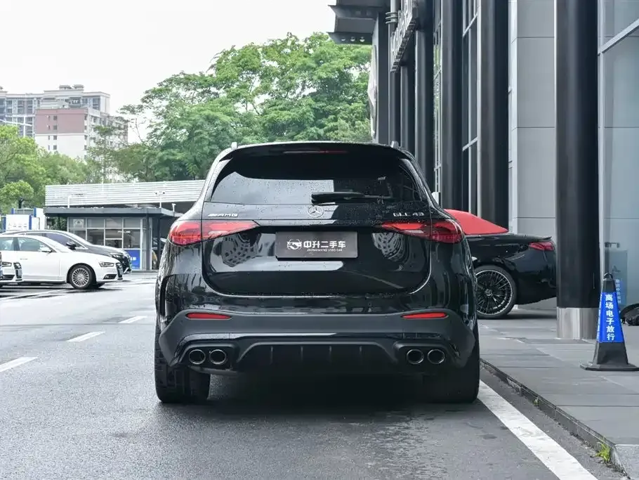 Mercedes-Benz GLC AMG — фото 10