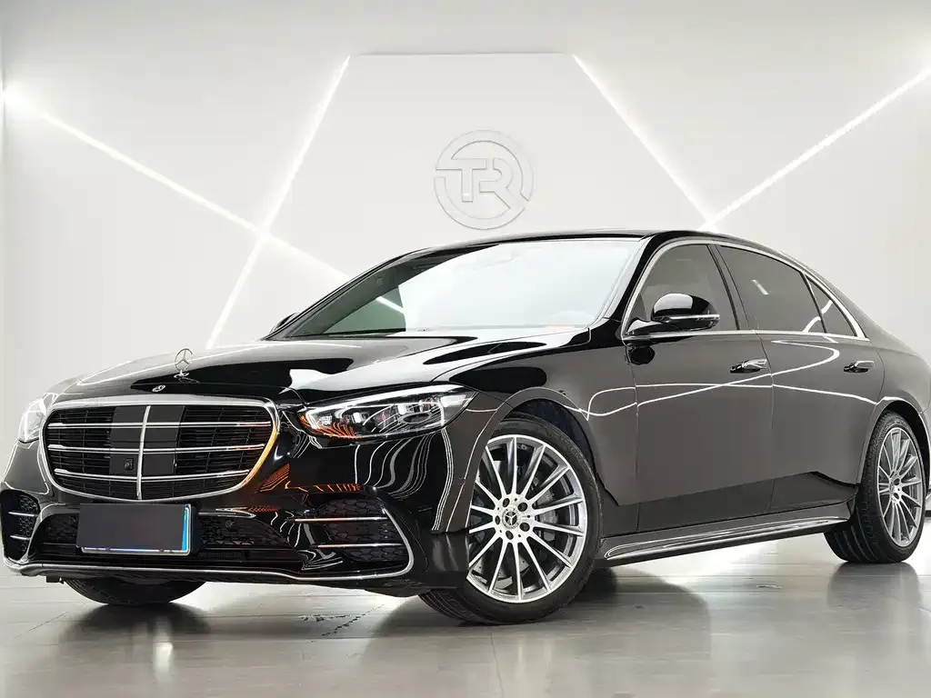 Mercedes-Benz S-Class — фото 1