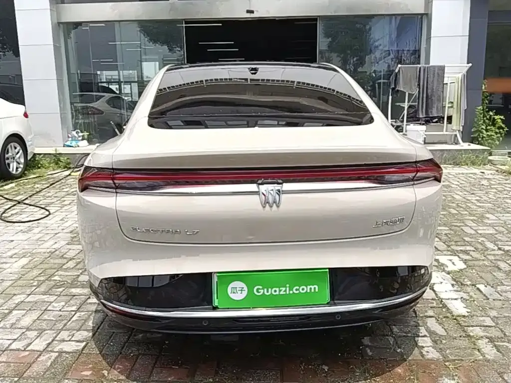 Buick Electra L7 2025 из CN, фото 2