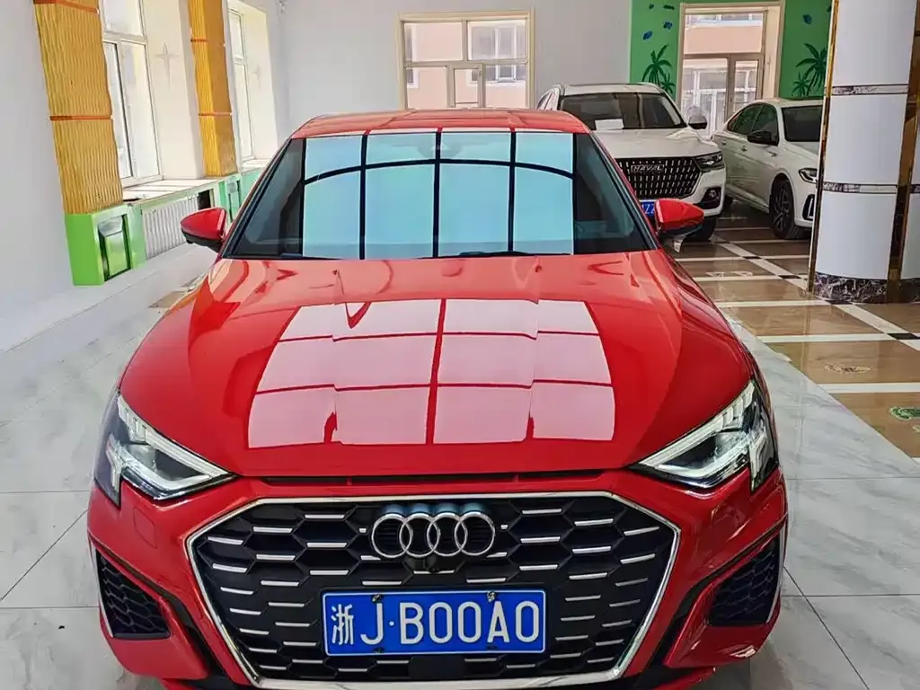 Audi A3 — фото 1