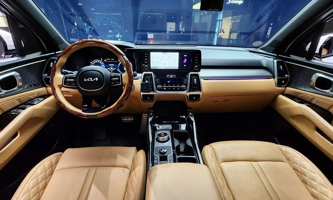 Kia Sorento — фото 3