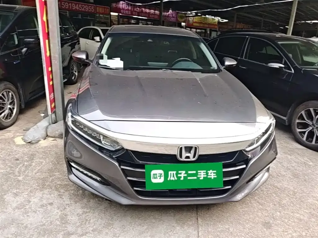 Honda Accord — фото 7