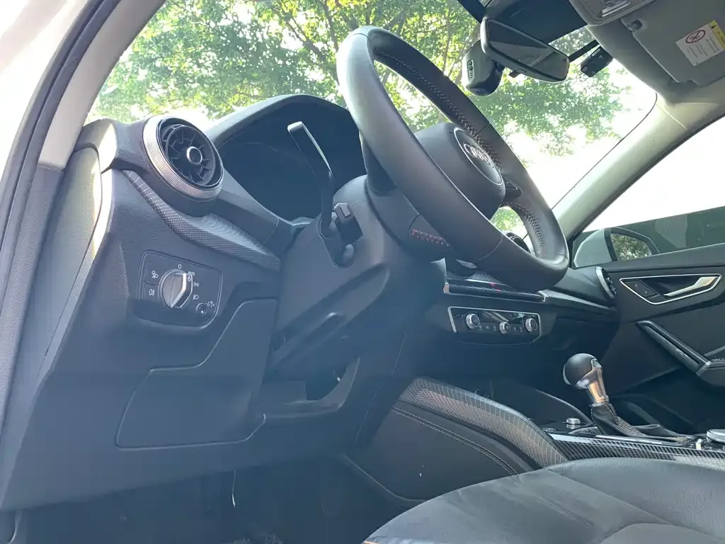 Audi Q2L e-tron 2022 из CN, фото 4