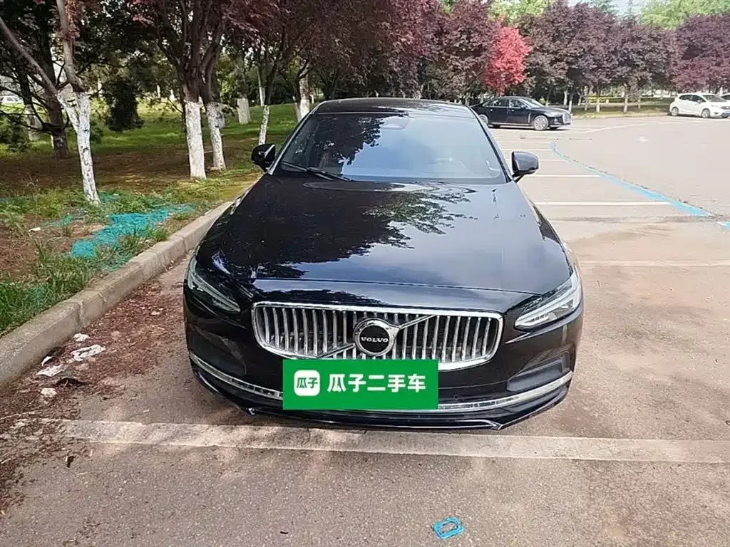 Volvo S90 2024 из CN, фото 2