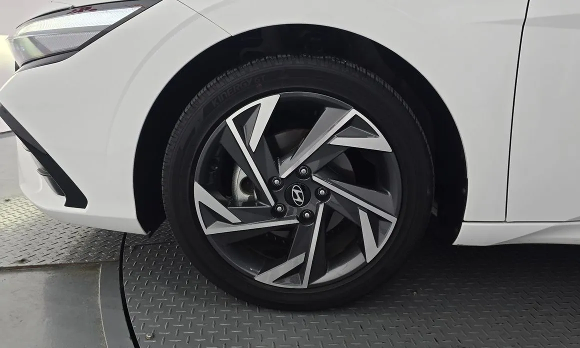 Hyundai AVANTE 2024 из KR, фото 9