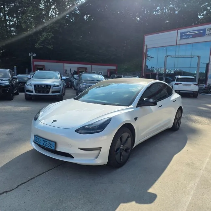 Tesla Model 3 2022 из KR, фото 2