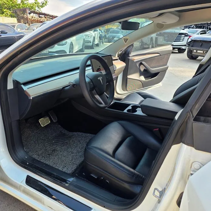 Tesla Model 3 2022 из KR, фото 3