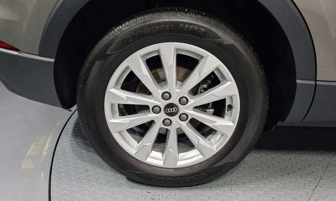 Audi Q3 2023 из KR, фото 8