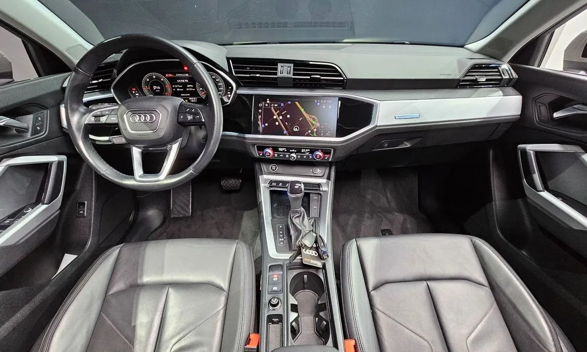Audi Q3 2023 из KR, фото 9
