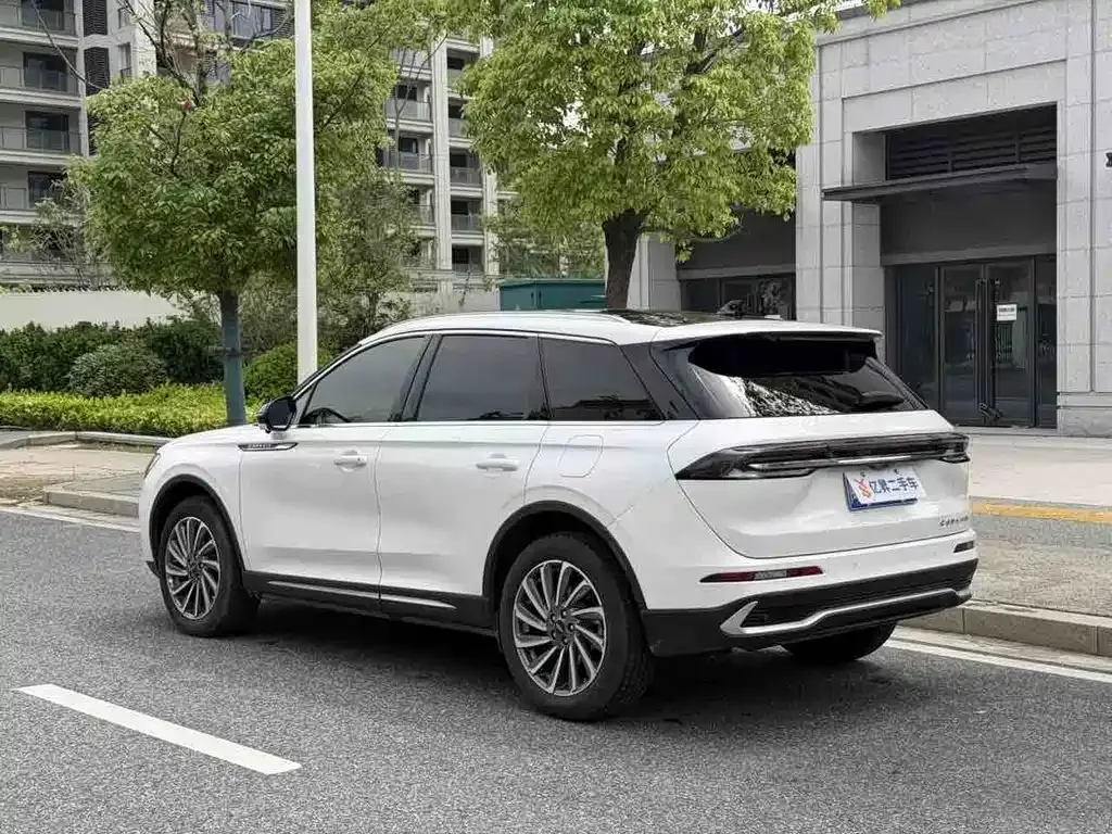 Lincoln Corsair 2024 из CN, фото 8