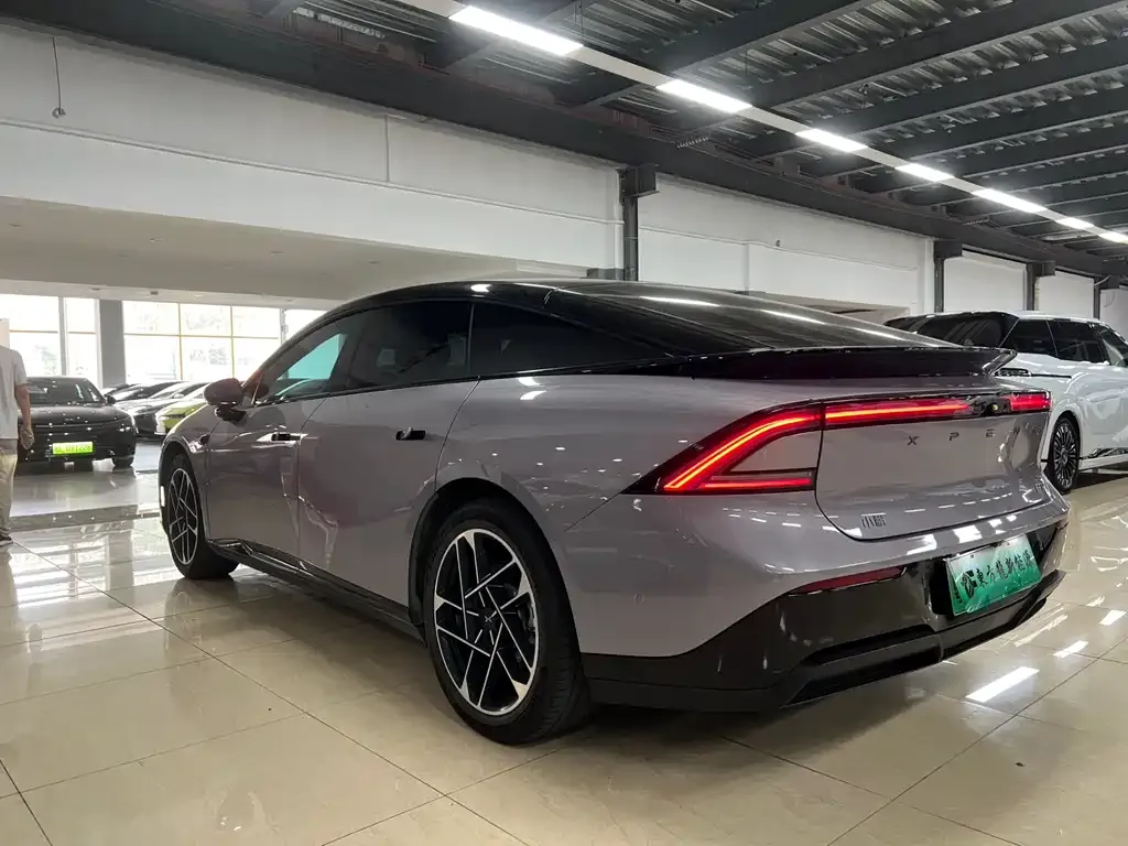 XPeng P7+ — фото 10